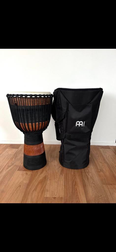 Meinl ADJ3-L Earth-serie djembe groot inclusief tas, Muziek en Instrumenten, Percussie, Ophalen of Verzenden, Zo goed als nieuw