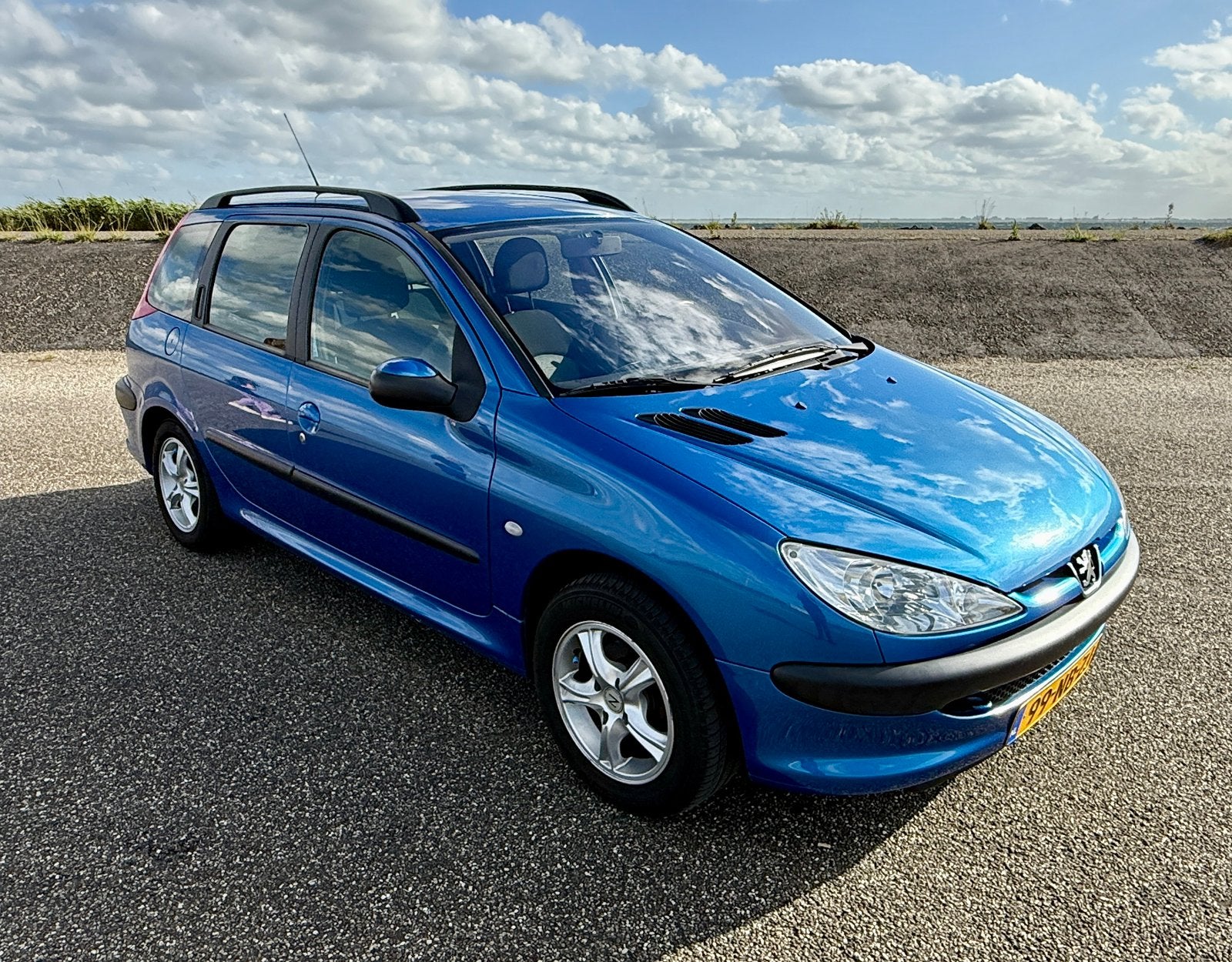 Peugeot 206 1.4 SW XS 2003 Blauw, Auto's, Peugeot, Voorwielaandrijving, Stof, Zwart, 4 cilinders