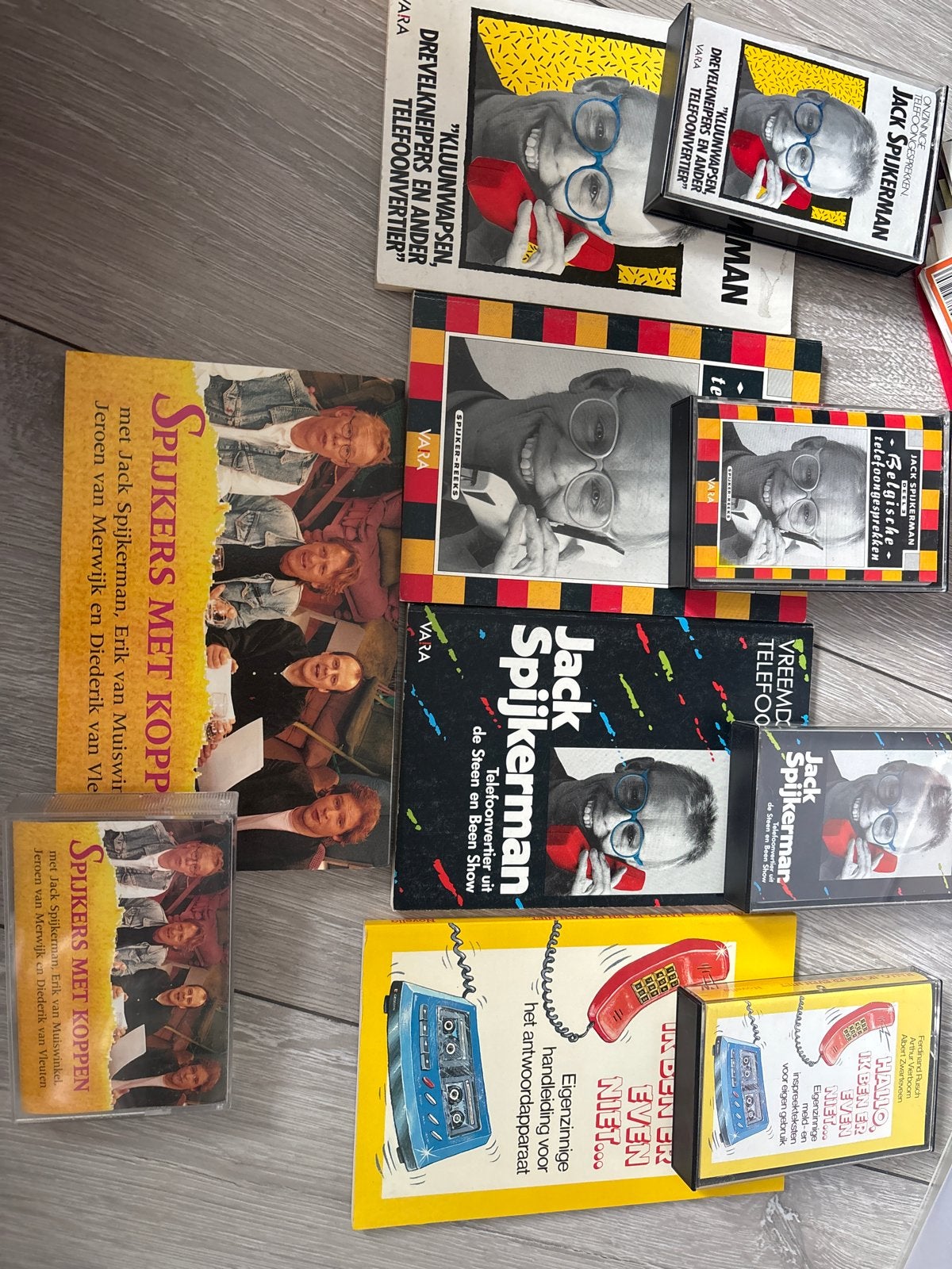 Jack Spijkerman Cassettes & Boeken - Telefoonhumor Collectie, Ophalen of Verzenden, Gebruikt, Verzamelalbum, Inclusief boekje