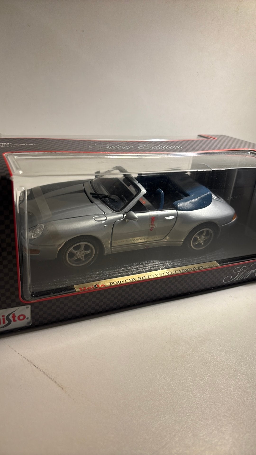 Porsche 911 carrera cabriolet maisto 1.18, Maisto, Ophalen of Verzenden, A, A