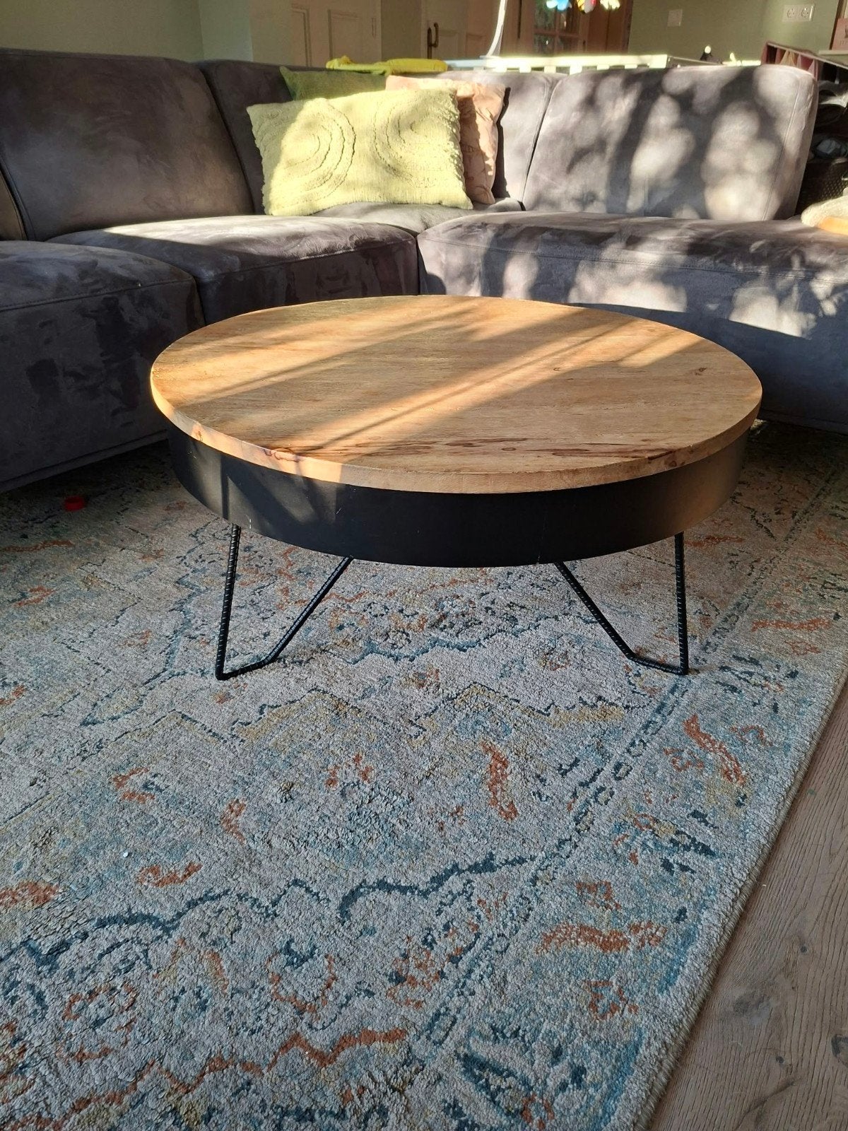 Ronde salontafel met houten blad, Huis en Inrichting, Gebruikt, 50 tot 100 cm, Rond, 50 tot 100 cm