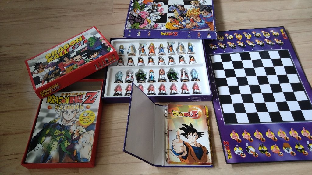 Dragonball Z Schaakset en map compleet, Hobby en Vrije tijd, Gezelschapsspellen | Bordspellen, Een of twee spelers, Ophalen of Verzenden