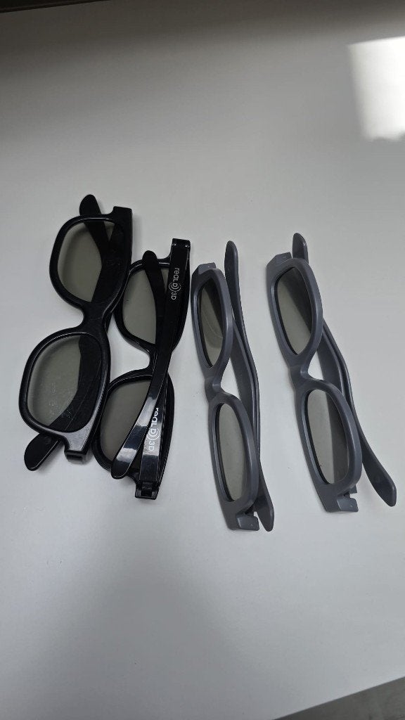3d bioscoop brillen * 4, Audio, Tv en Foto, Televisie-accessoires, Ophalen of Verzenden, Gebruikt