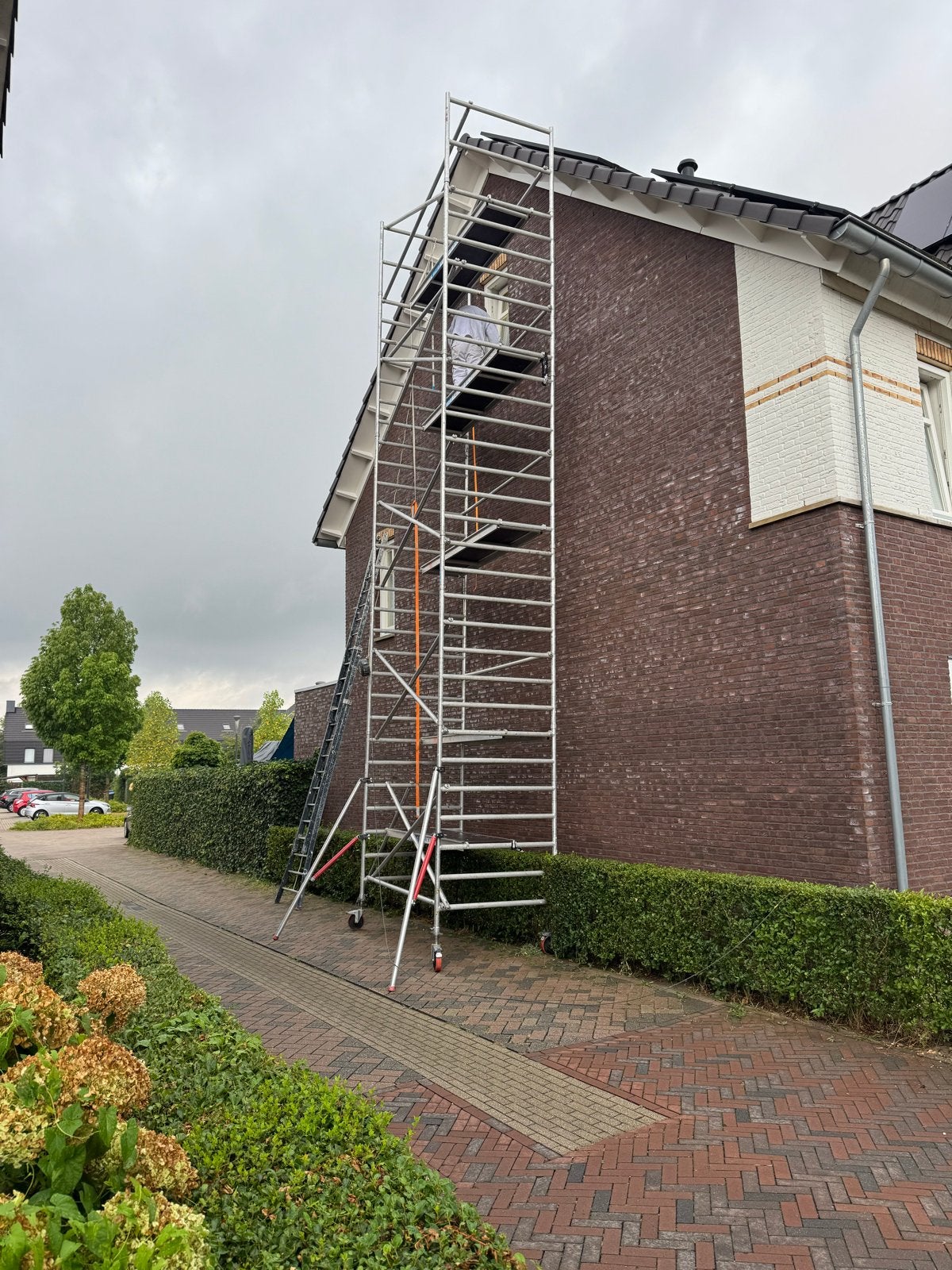 Euroscaffold rolsteiger - 12,2m werkhoogte - complete set, Doe-het-zelf en Verbouw, Steigers, Ophalen, Gebruikt, Rolsteiger of Kamersteiger