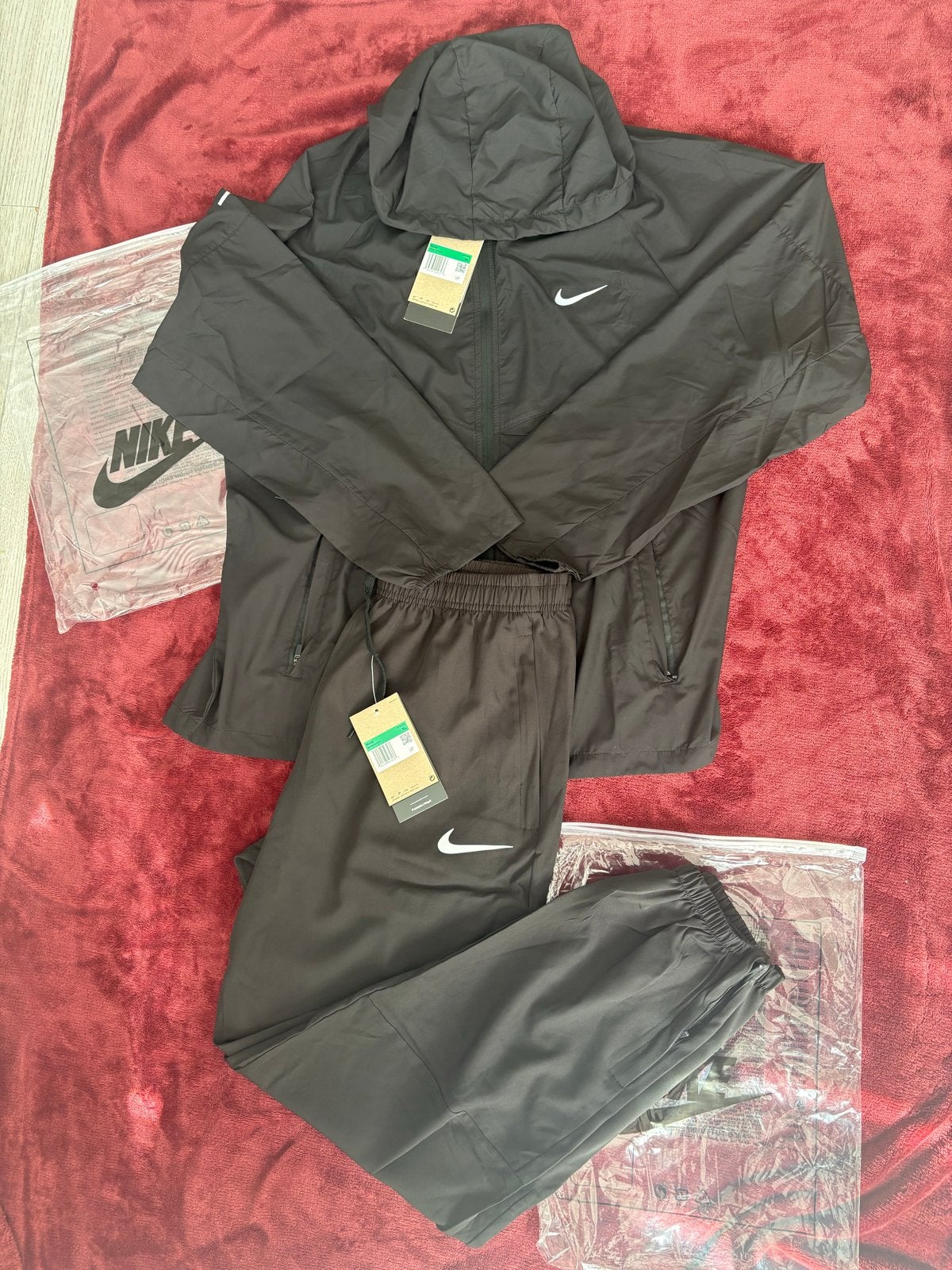 Nike Miller Jas Maat XL - Nieuw, Kleding | Heren, Sportkleding, Zwart, Ophalen of Verzenden, Hardlopen of Fietsen, Maat 56/58 (XL)