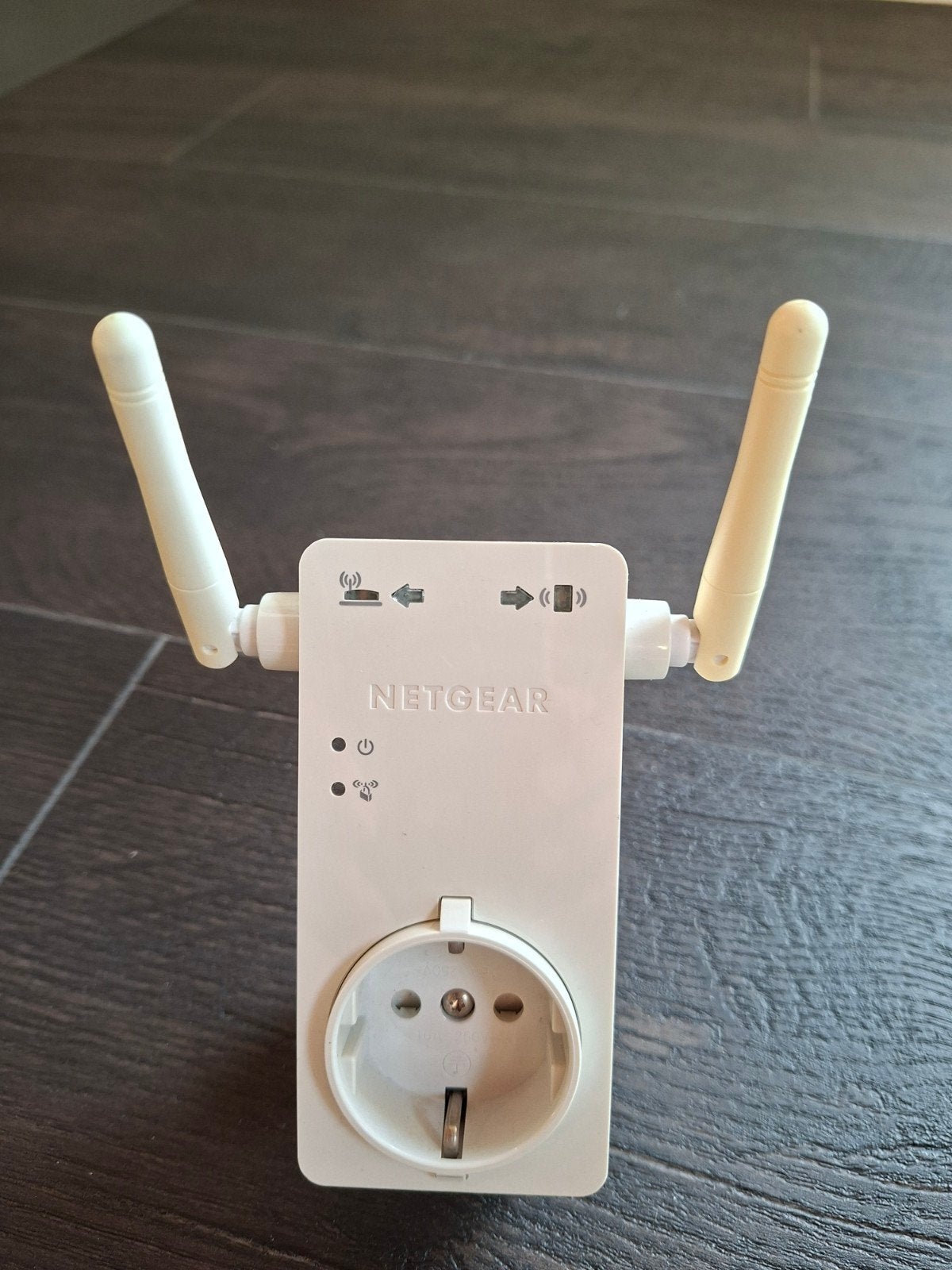 Netgear N300 WiFi Range Extender WN3100RPv2, Ophalen of Verzenden, Gebruikt, Router, Netgear