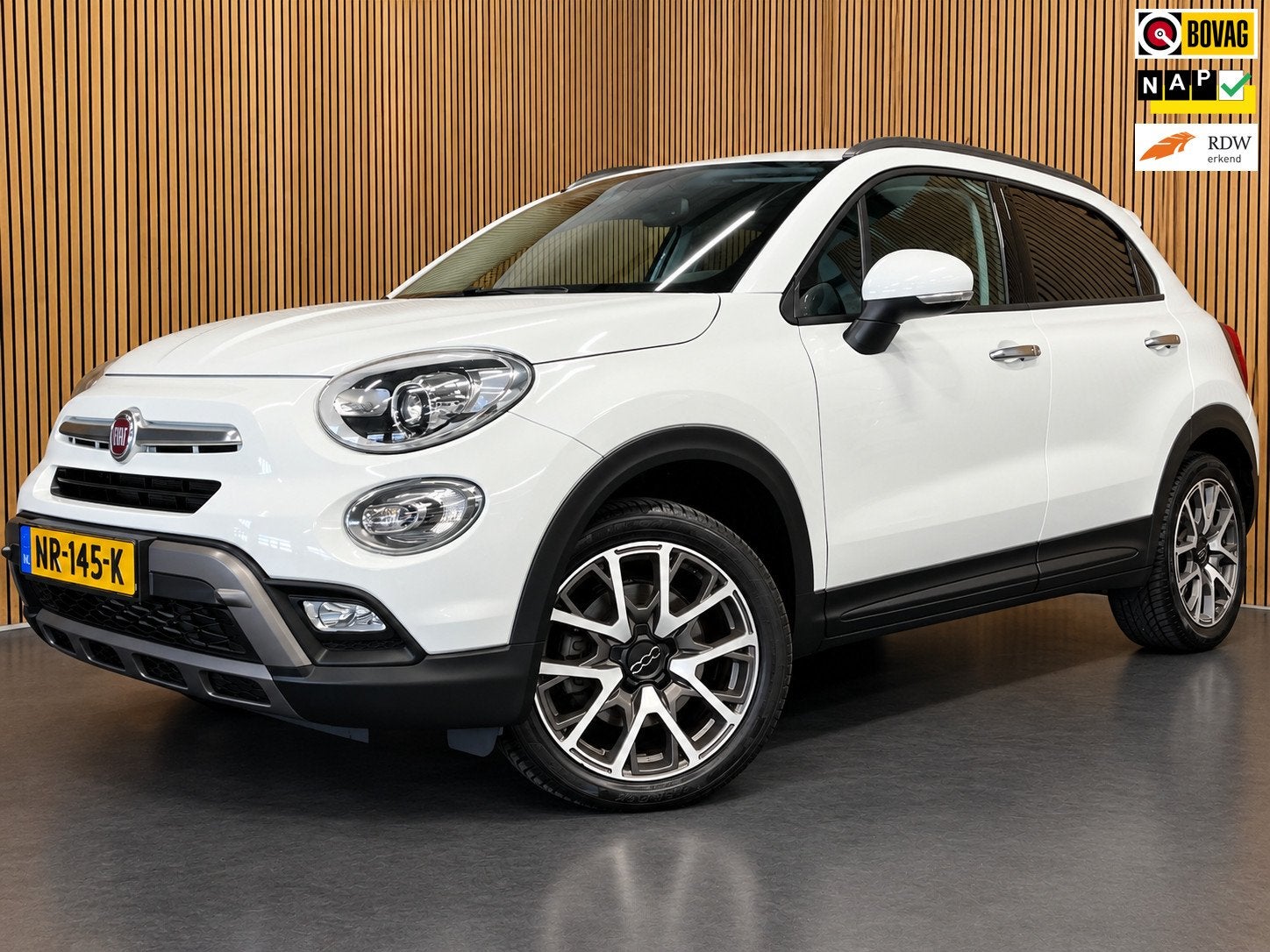 Fiat 500 X Cross 1.4 Turbo MultiAir CrossPlus|AUTOMAAT|TREKH, Auto's, Gebruikt, 4 cilinders, Verwarmde buitenspiegels, Wit