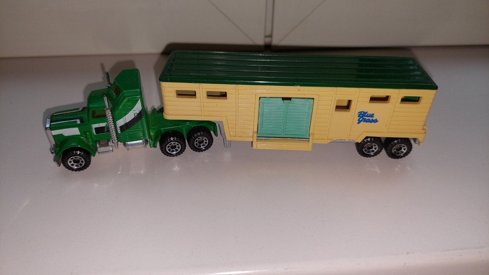 Matchbox Super Kings K-21 'Blue Grass' veetransport, Verzenden, Zo goed als nieuw, Bus of Vrachtwagen, Matchbox