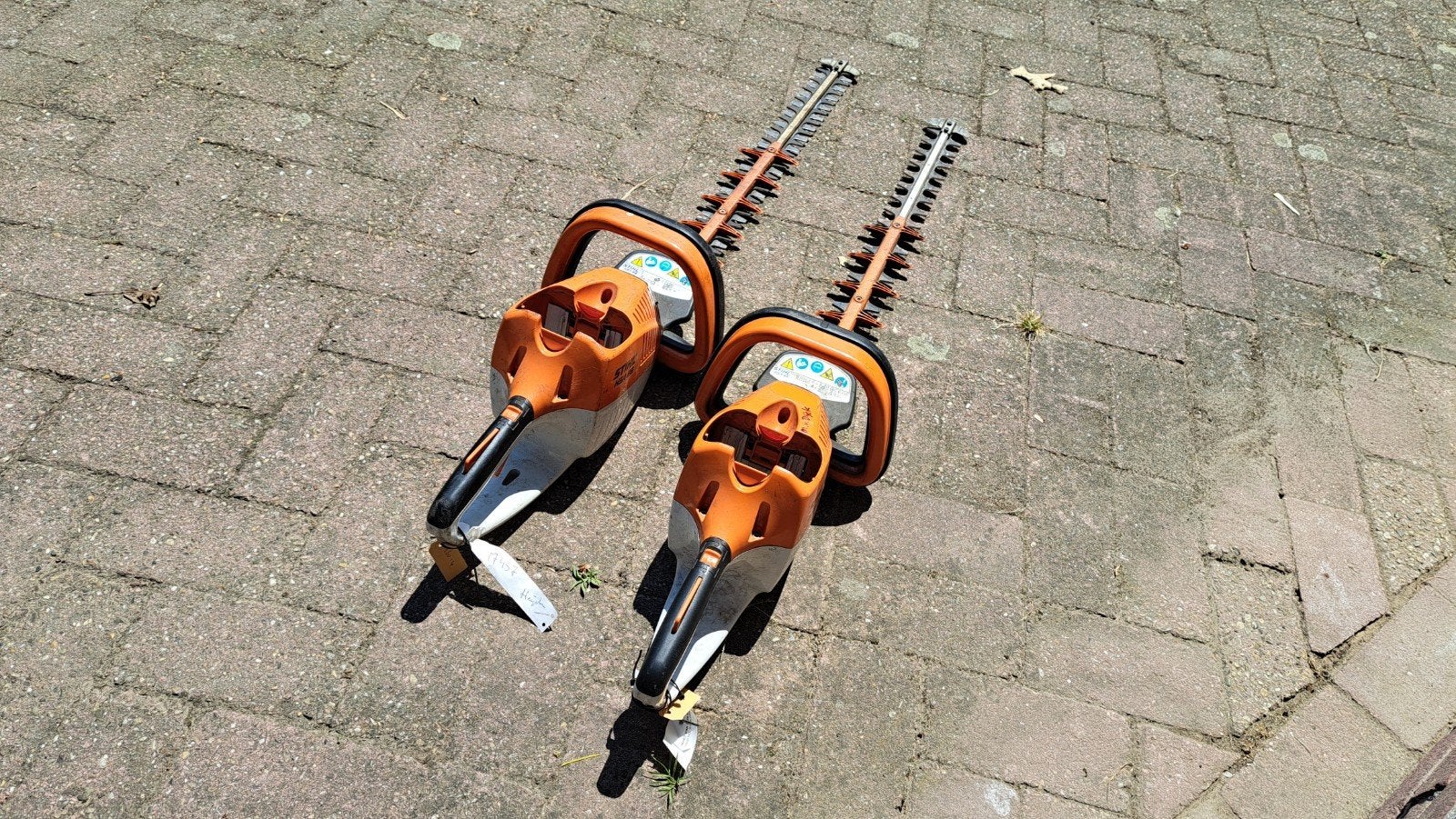 Stihl HSA 86 (AP accu) heggenschaar 2 stuks zo uit het werk, Ophalen, Stihl, Gebruikt, Accu