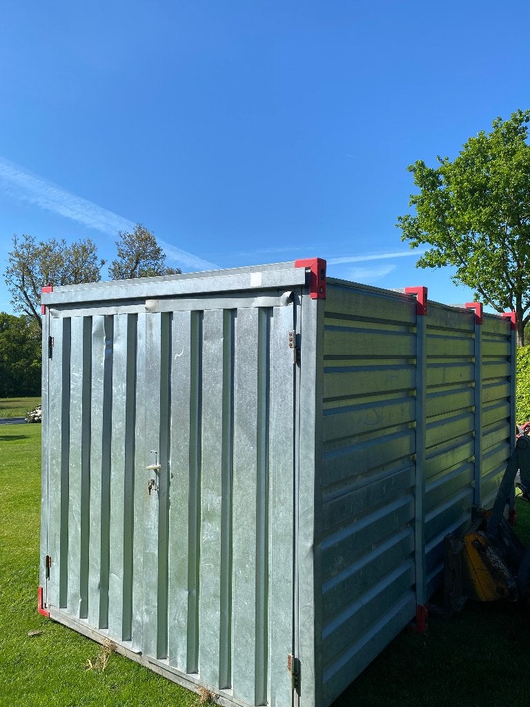 Container opslag schuur, Ophalen