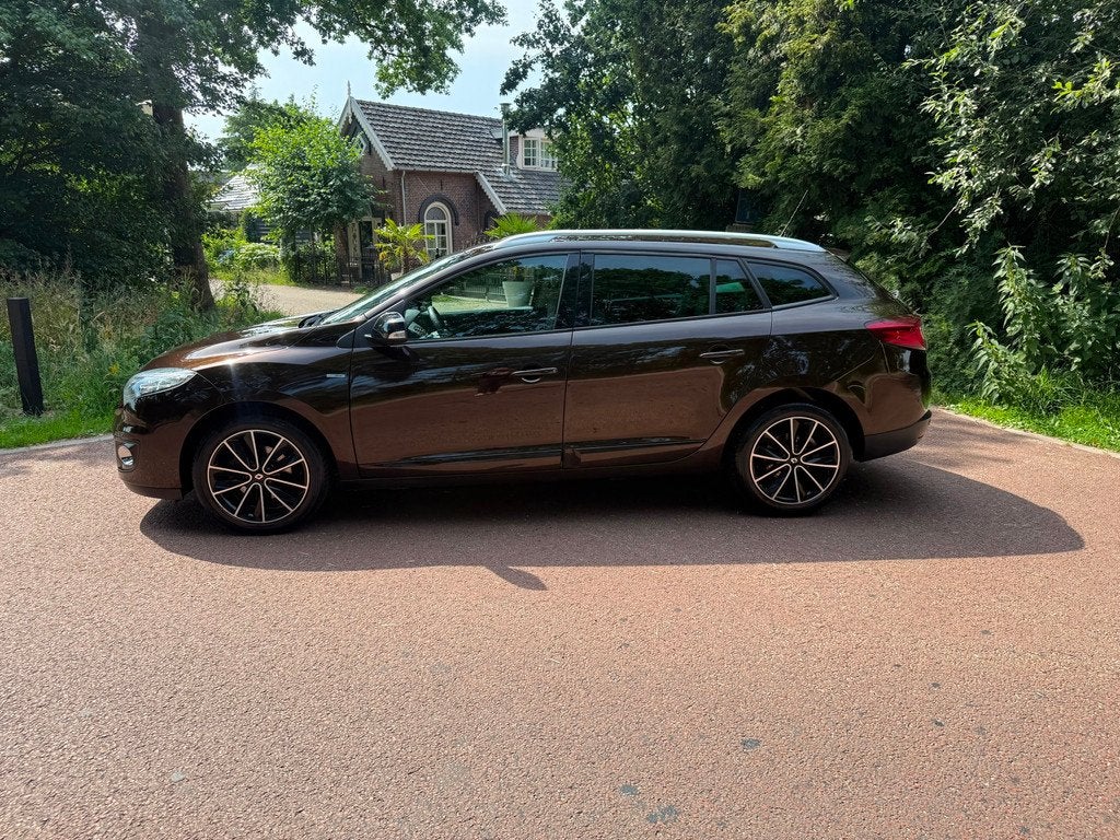 Renault Mégane Estate 1.2 TCe GT-Line Bose / Navi / Airco /, Voorwielaandrijving, Euro 5, Gebruikt, 4 cilinders