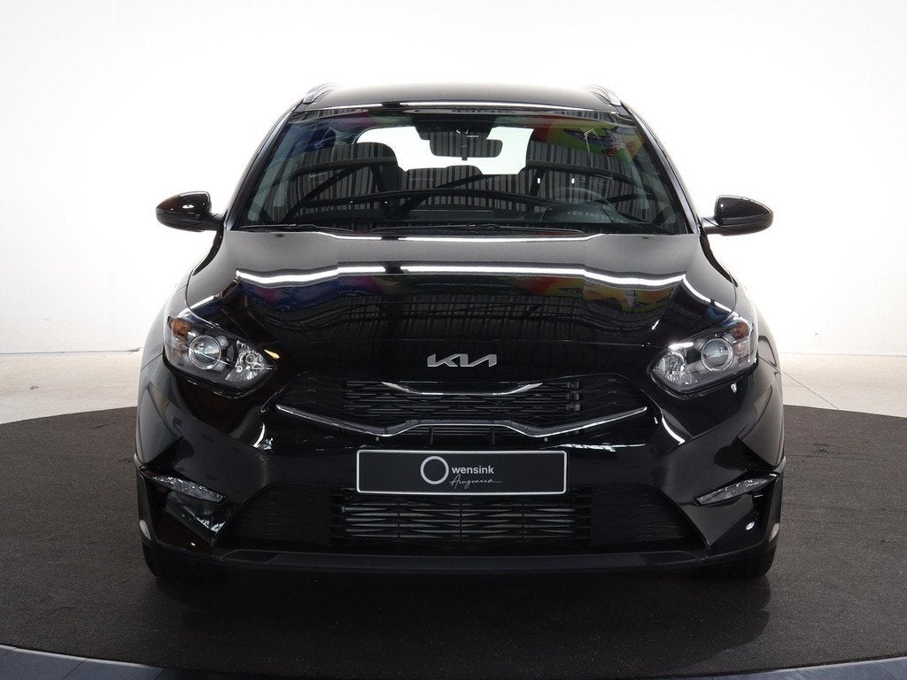 Kia Ceed SW 1.0 T-GDi ComfortLine | Klimaatregeling | Dakrai, Auto's, Kia, Voorwielaandrijving, Zwart, Origineel Nederlands, Handgeschakeld
