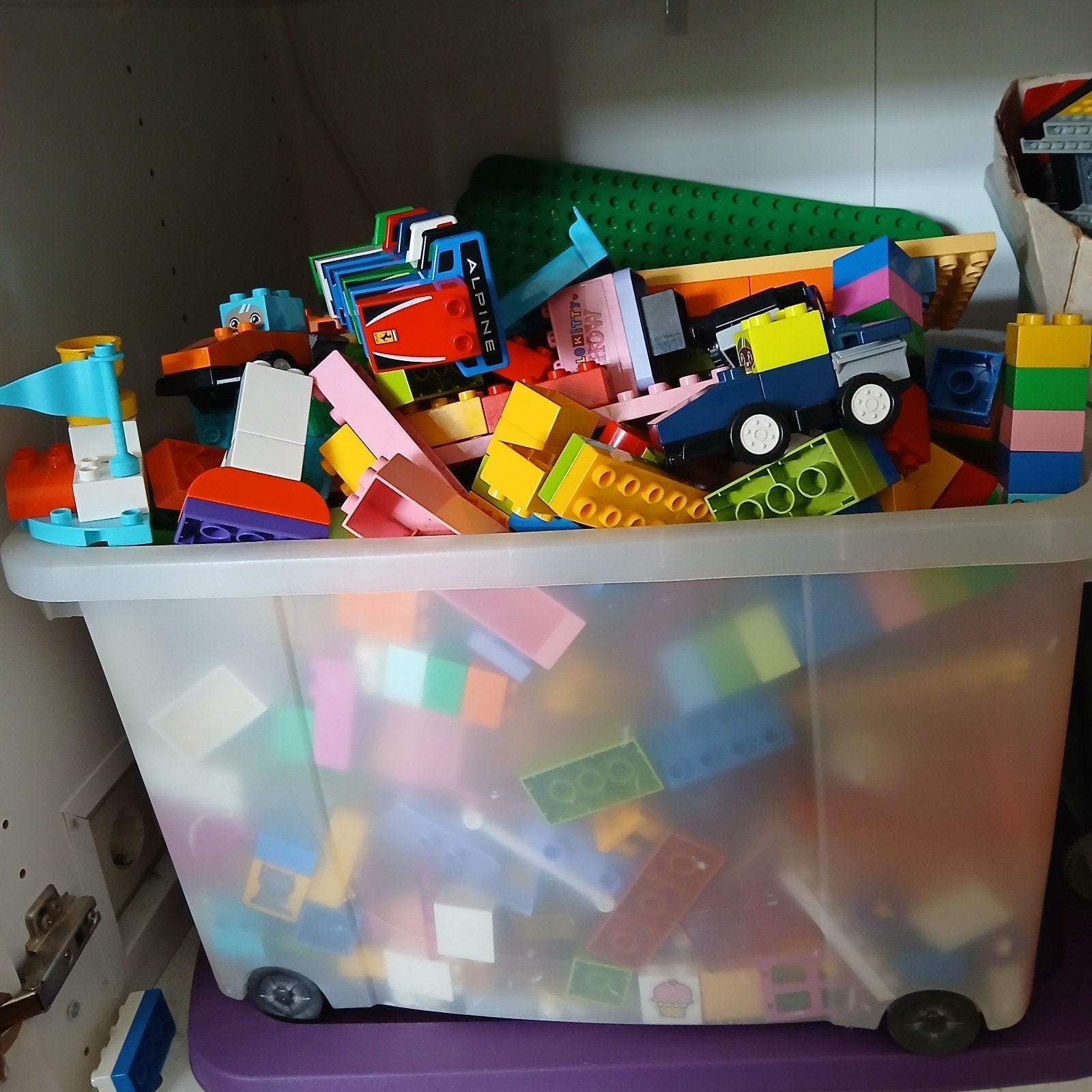 Grote bak Duplo met F1 en 2 grondplaten, Ophalen of Verzenden, Overige typen, Duplo