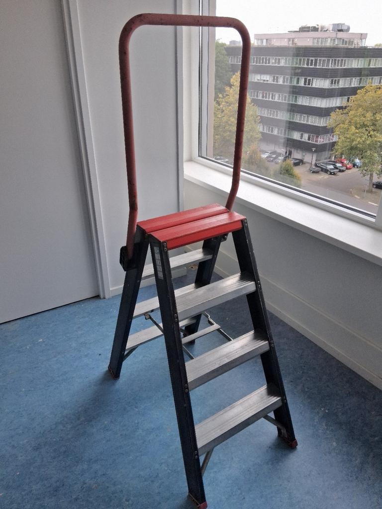 Altrex Taurus TDO 4 Dubbele trap - Aluminium met coating - 2, Doe-het-zelf en Verbouw, Ophalen, Gebruikt, Minder dan 2 meter