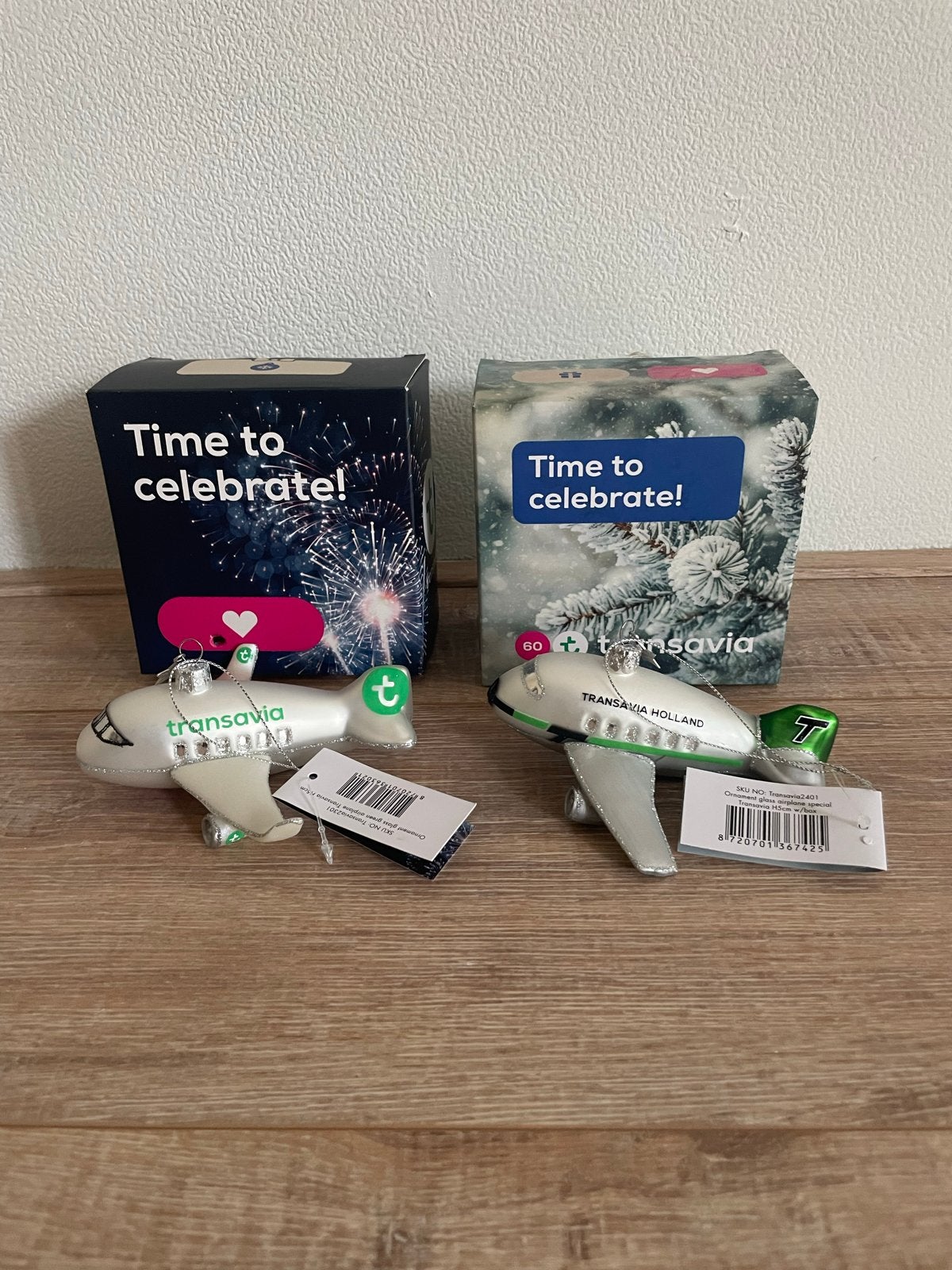 Transavia exclusief kerstornamenten, Verzenden