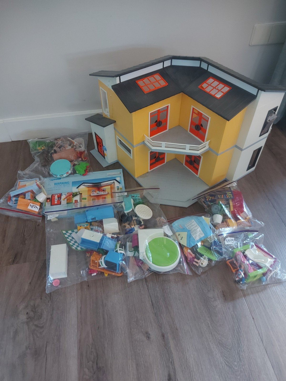 Playmobil villa met inrichting, Gebouw, Complete set, Ophalen of Verzenden, Zo goed als nieuw