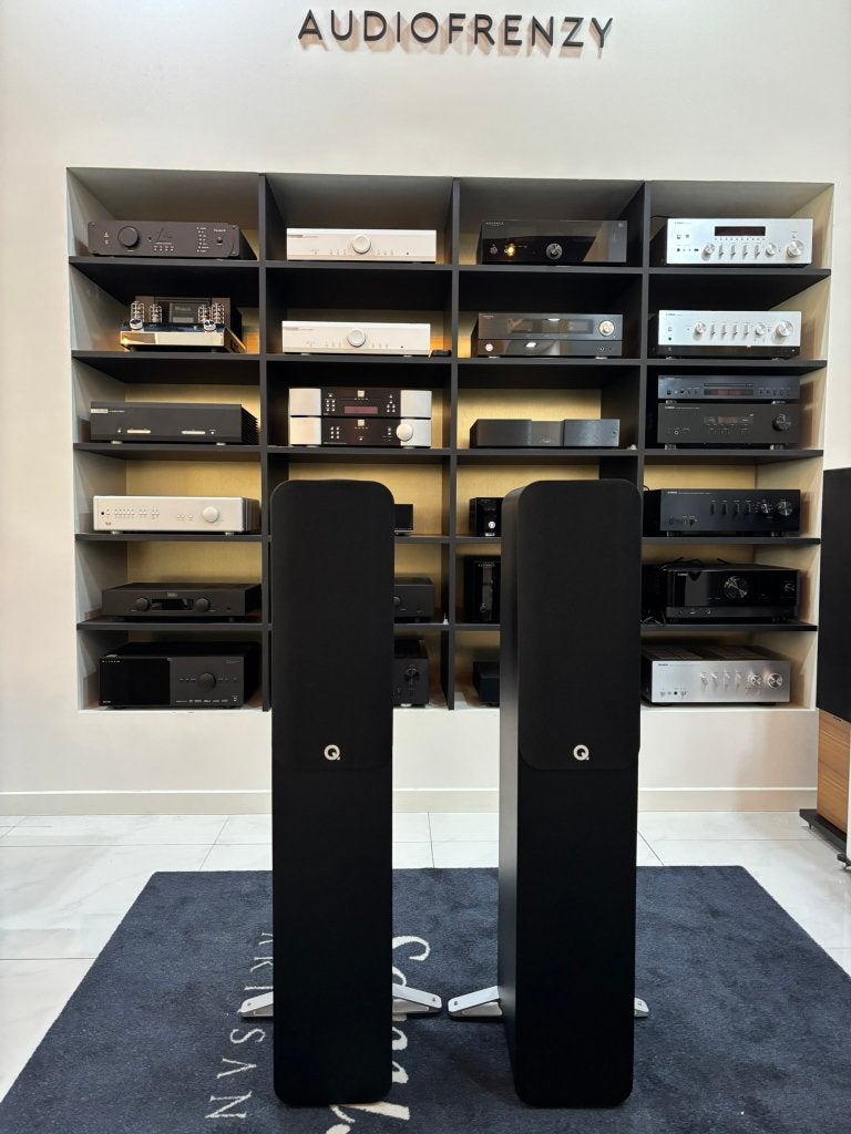 Q Acoustics 5040 | Satin Black, Vloerstaande luidspreker, Ophalen of Verzenden, Zo goed als nieuw, 150 watt of meer