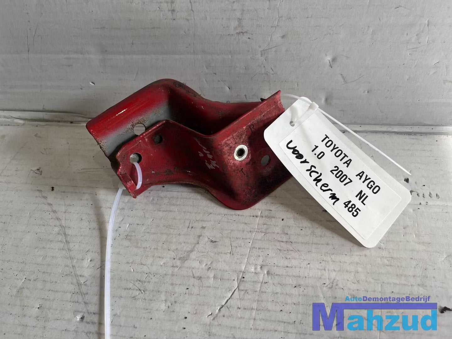 TOYOTA AYGO links rechts zijscherm voorscherm steun 2005-201, Auto-onderdelen, Carrosserie en Plaatwerk, Info@toyota.co.jp, Gebruikt