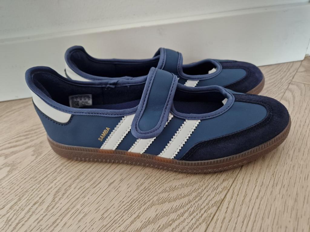 Adidas samba jane, Kleding | Dames, Schoenen, Nieuw, Ophalen of Verzenden, Sneakers of Gympen, Blauw