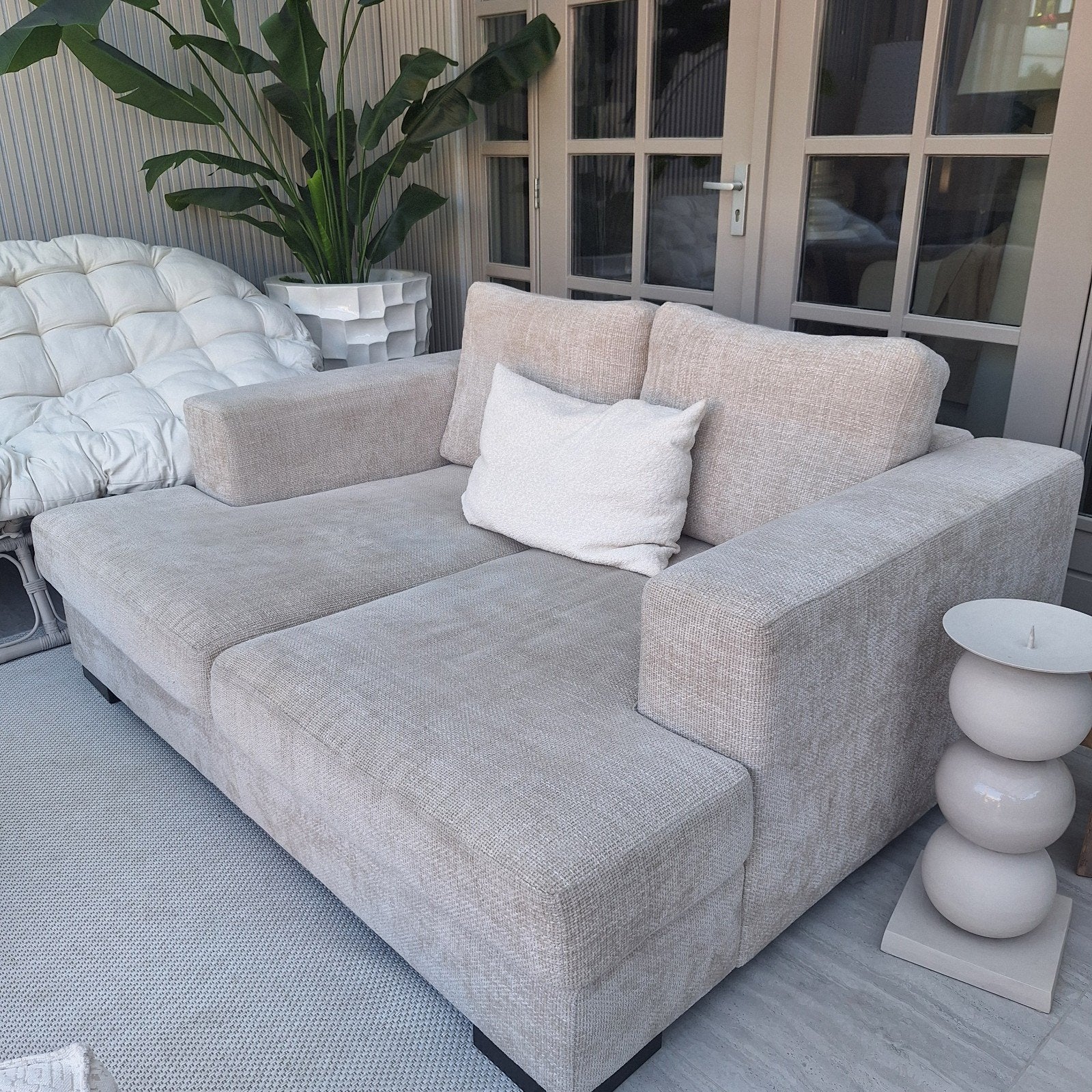 RUILEN TEGEN 3X WIJN! Diepe licht beige loungebank, Ophalen, Gebruikt, 125 tot 150 cm, 150 tot 200 cm