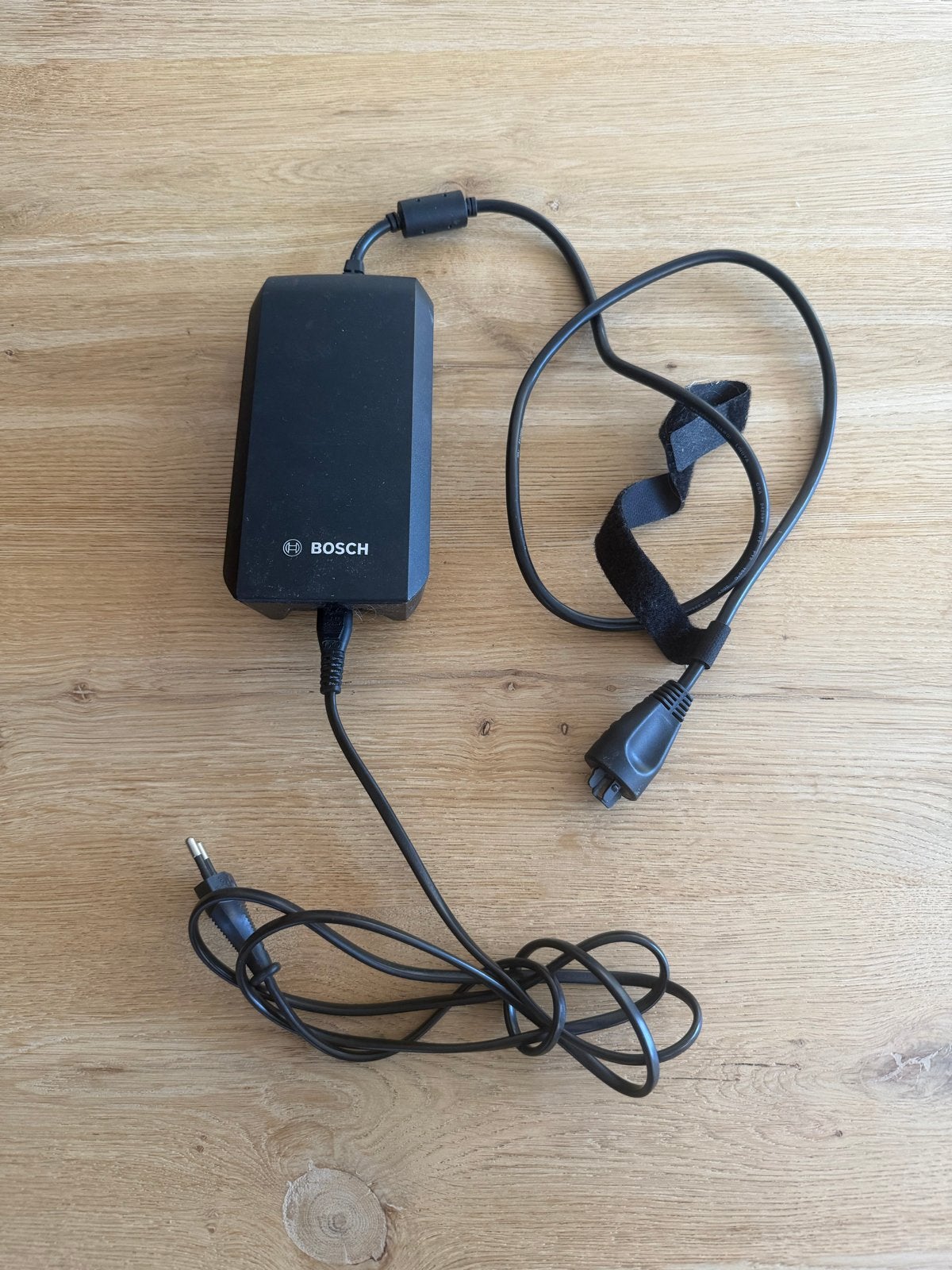 Bosch eBike acculader 36V 4A Active/Performance Line, Ophalen of Verzenden, Gebruikt
