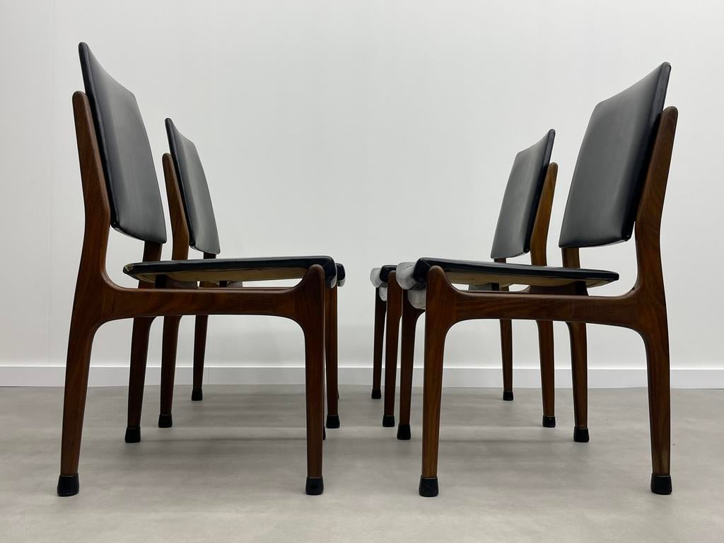 4 x vintage Deense stoelen ( opknappers ), Huis en Inrichting, Stoelen, Ophalen, Zo goed als nieuw, Bruin, Vier