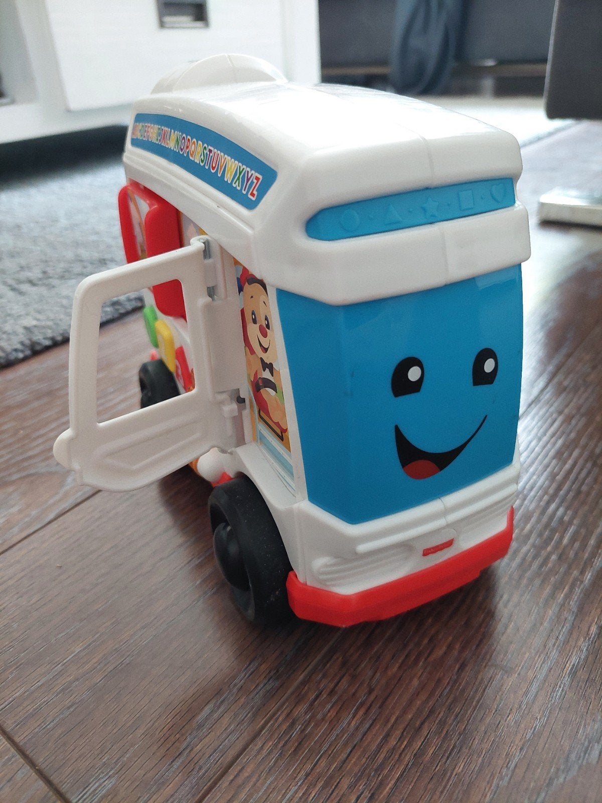 Fisher Price Puppy Laugh & Learn School Bus, Kinderen en Baby's, Verzenden, Zo goed als nieuw, Auto of Voertuig, Met licht