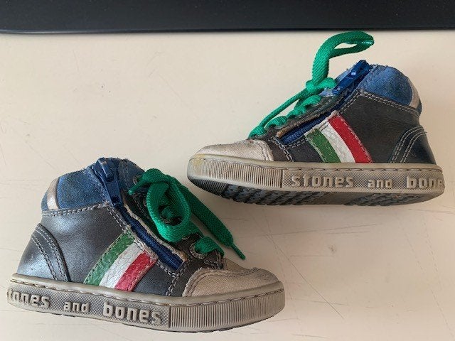 Schoentjes van Stones and Bones maat 21 (S14), Schoenen, Zo goed als nieuw, Jongen, Stones and Bones