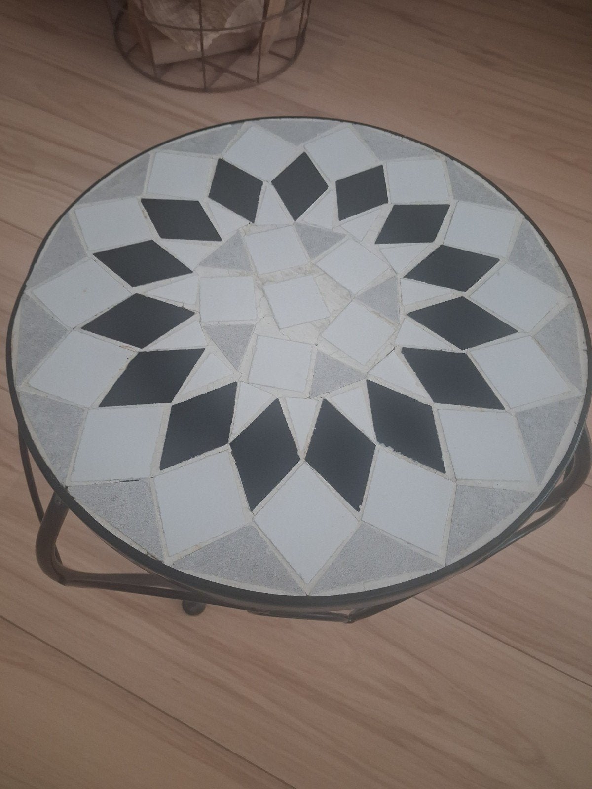 Ronde bijzettafel met mozaïek blad, Minder dan 45 cm, Minder dan 55 cm, Gebruikt, Mozaïek, Decoratief