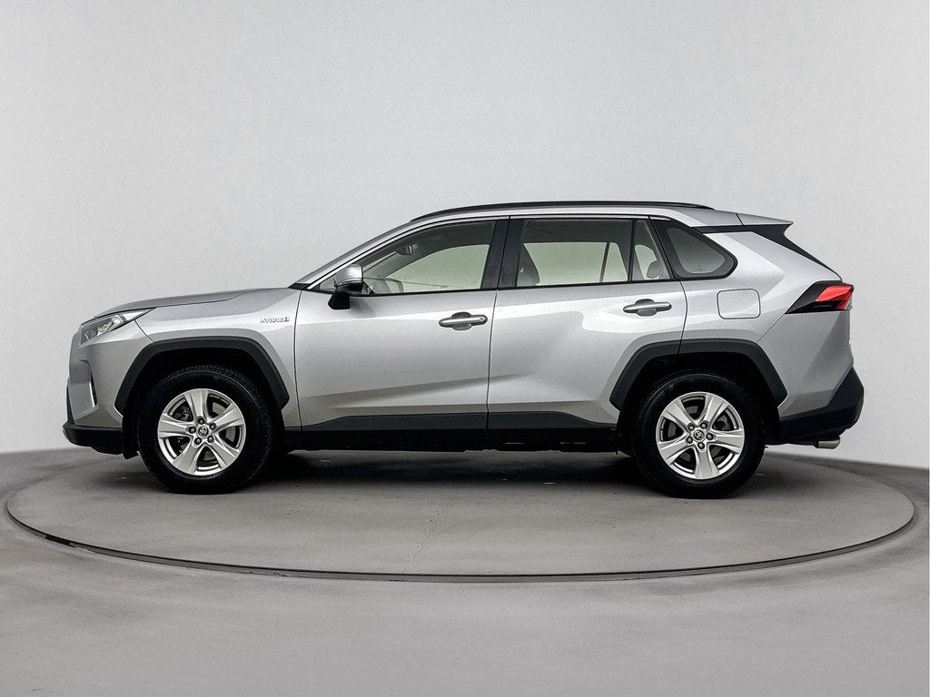 Toyota RAV4 2.5 Hybrid AWD Active Trekhaak | 1650KG trekgewi, Auto's, Toyota, Automaat, 12 maanden, Stof, Gebruikt