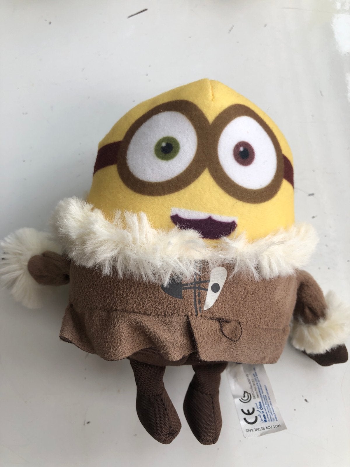 Minion knuffel in winterjas - Despicable Me, Overige merken, Overige typen, Ophalen of Verzenden, Zo goed als nieuw