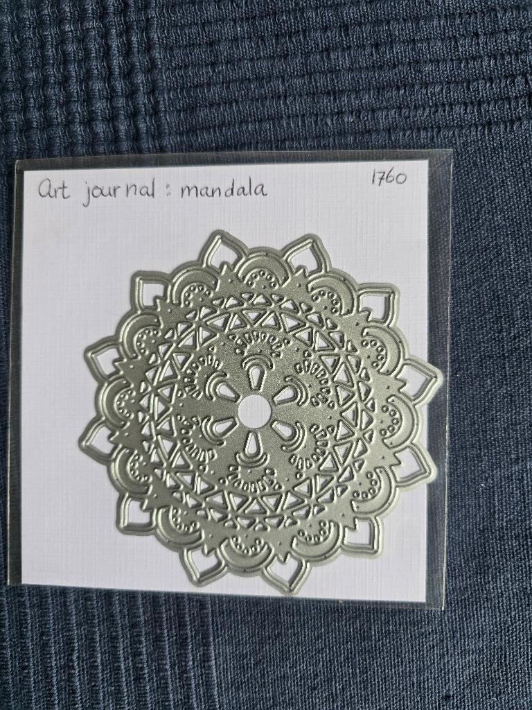 Elisabeth craft design: Art journal 1760 Mandala, Ophalen of Verzenden, Nieuw, Album of Boek, Overige merken