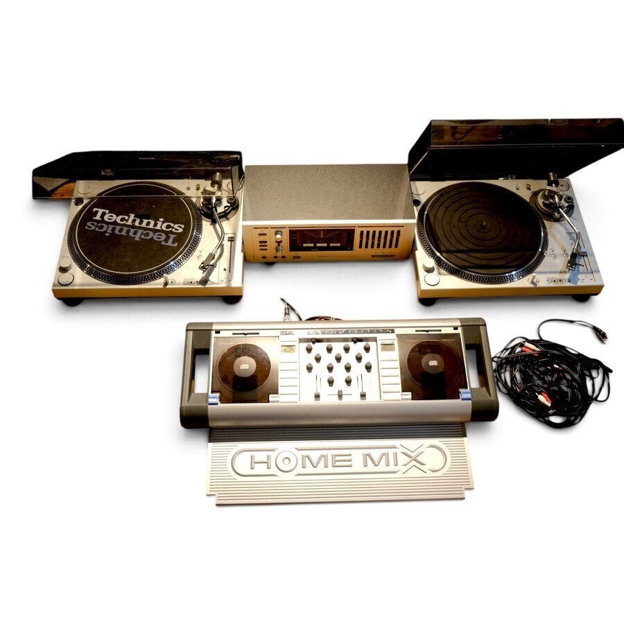 Partij DJ- en audioapparatuur w.o. twee Reloop RP-3000 MK3, Ophalen of Verzenden