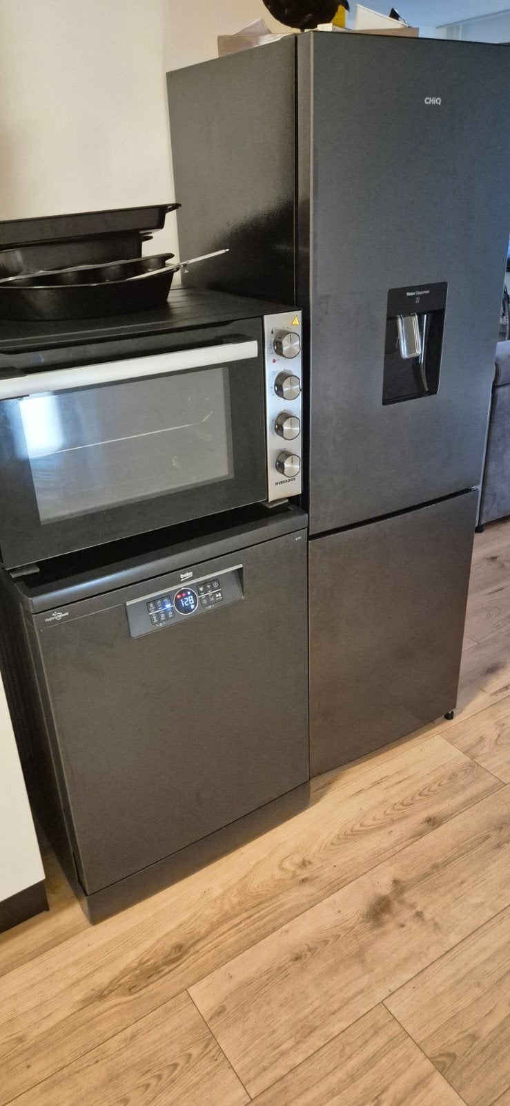Chiq Koelkast met vriezer, oven en vaatwasser gratis wasmach, Ophalen, 200 liter of meer, 60 cm of meer, Met aparte vriezer