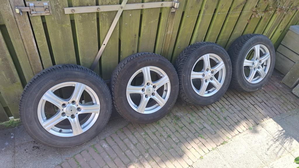 Wielen vw caddy, Auto diversen, Ophalen of Verzenden, Gebruikt