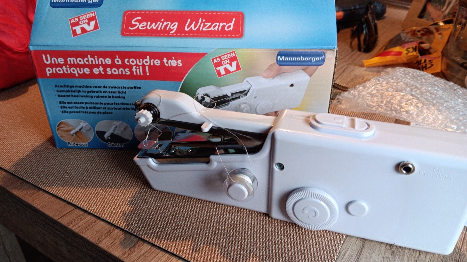 naaimachine NIEUW handig op vakantie/ voor beginnen naaister, Ophalen of Verzenden, Nieuw, Naaimachine, Overige merken