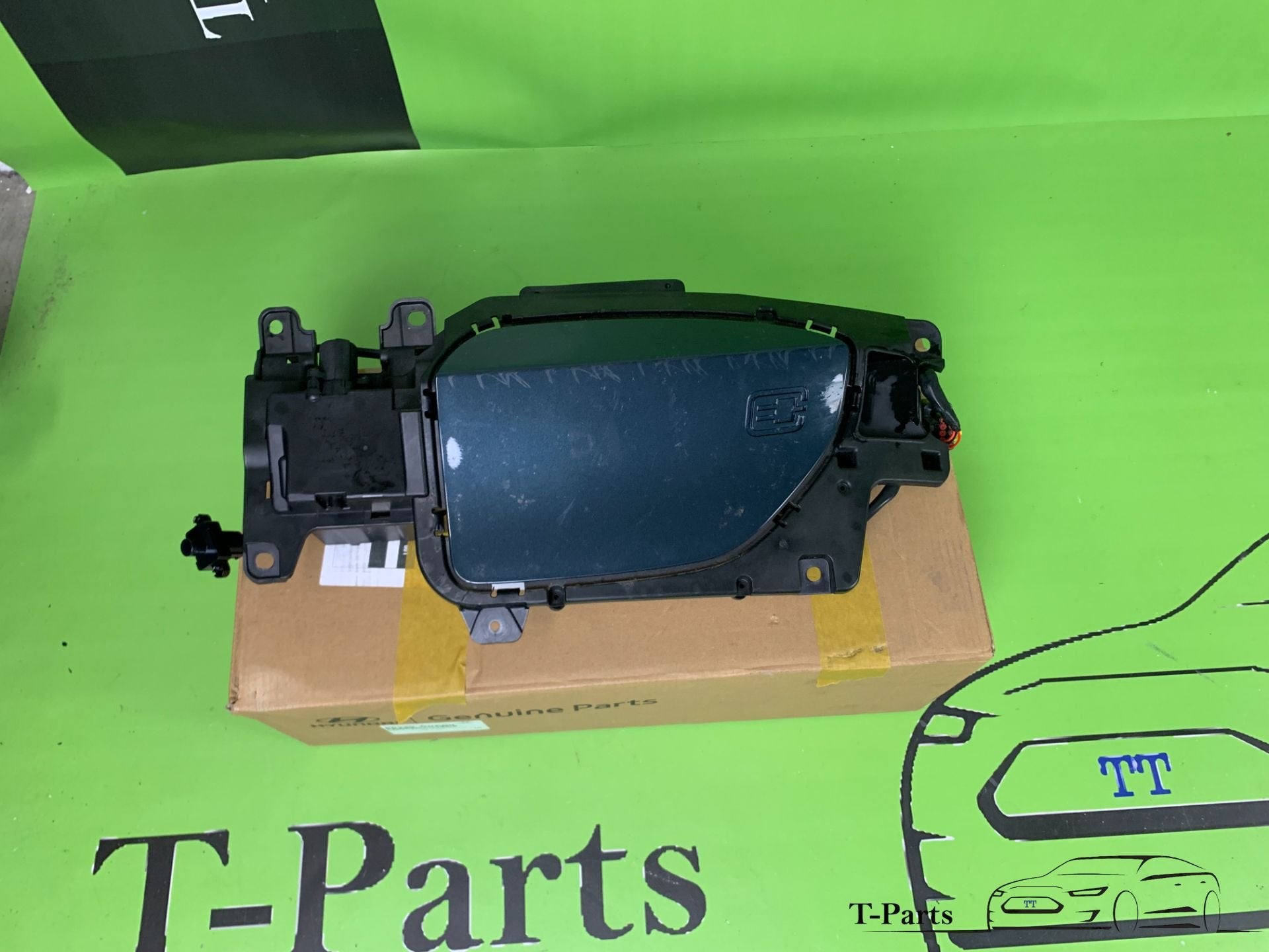 hyundai kona niro laaddeksel voorbumper 86340DDABO, Gebruikt, Heolleung-ro 12
06797  Seoul, Ophalen of Verzenden, Info@hyundai.com