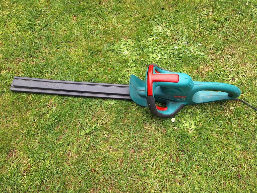 Gebruikte Bosch Heggenschaar AHS 40-24 - 500W, Tuin en Terras, Ophalen, Gebruikt, Elektrisch, Bosch