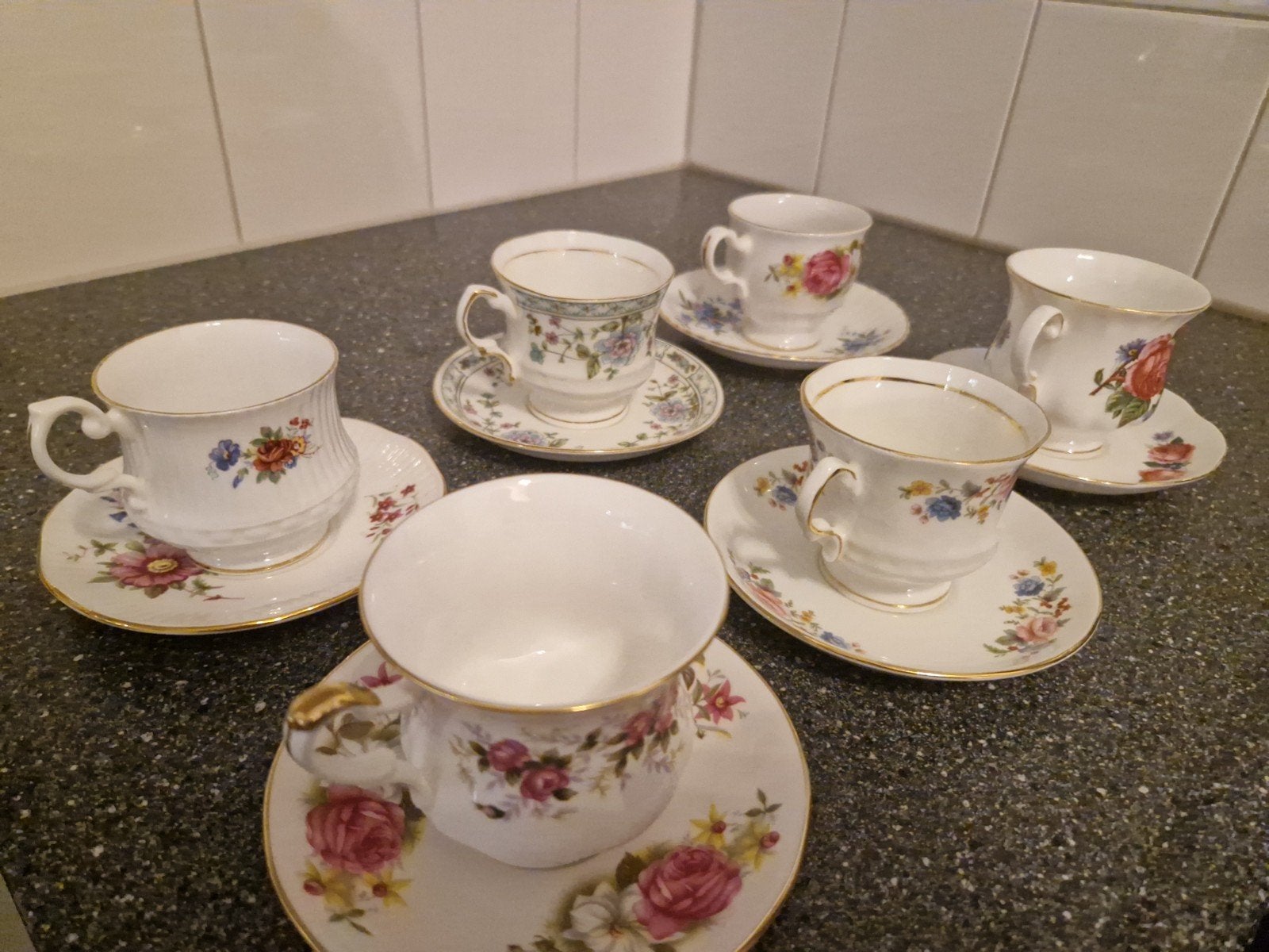 Vintage Kopjes en Schoteltjes - 6 Sets voor High Tea, Ophalen