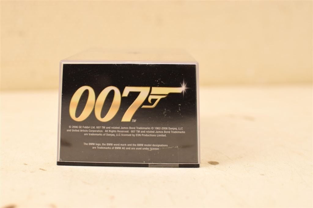 007 The World is not enough auto 46330, Ophalen of Verzenden, Gebruikt