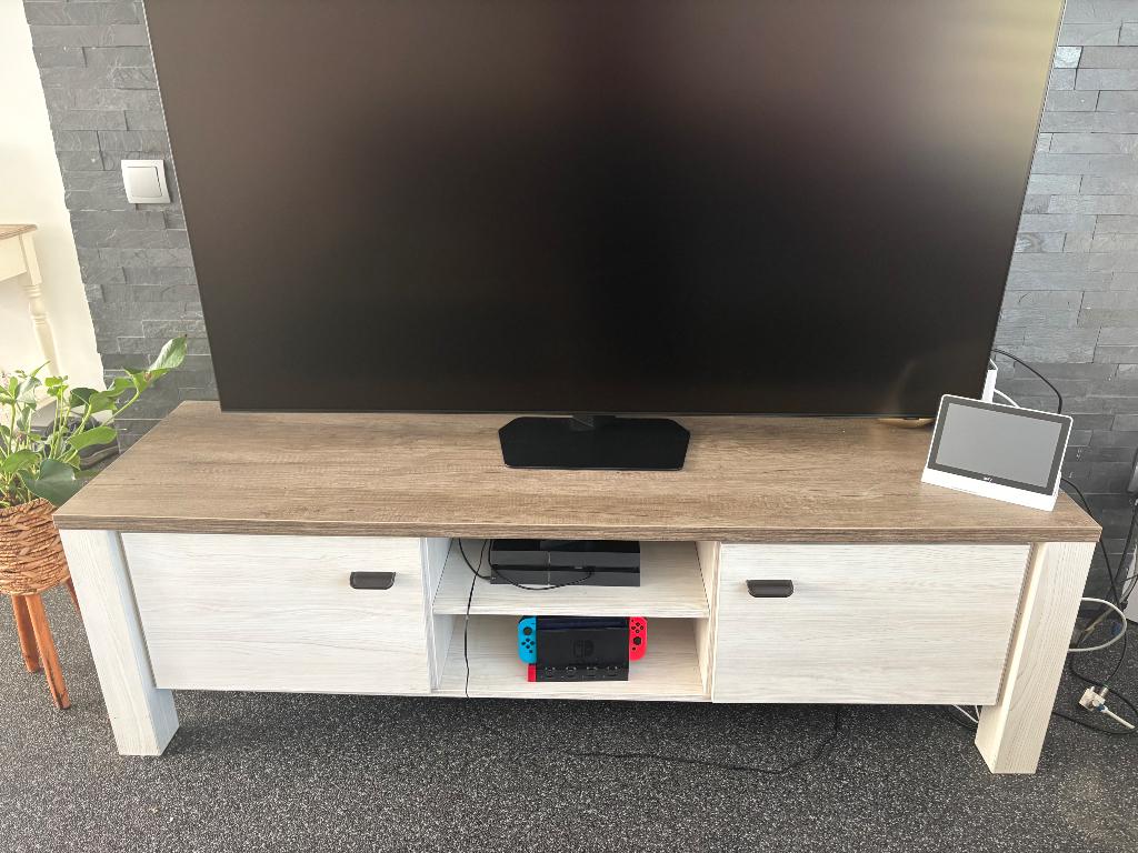 Tv kast serie Lynn leenbakker, Huis en Inrichting, Ophalen, 150 tot 200 cm, Zo goed als nieuw, Minder dan 100 cm