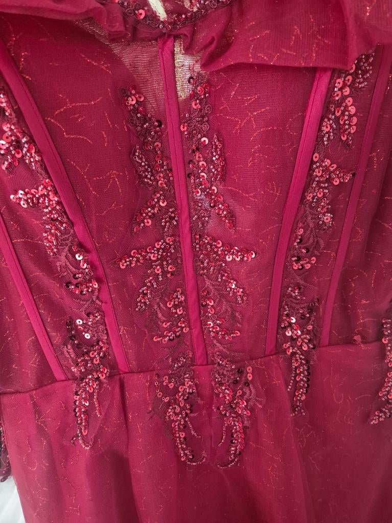 Elegante rode galajurk met pailletten - Maat M, Kleding | Dames, Gelegenheidskleding, Zo goed als nieuw, Galajurk, Maat 38/40 (M)