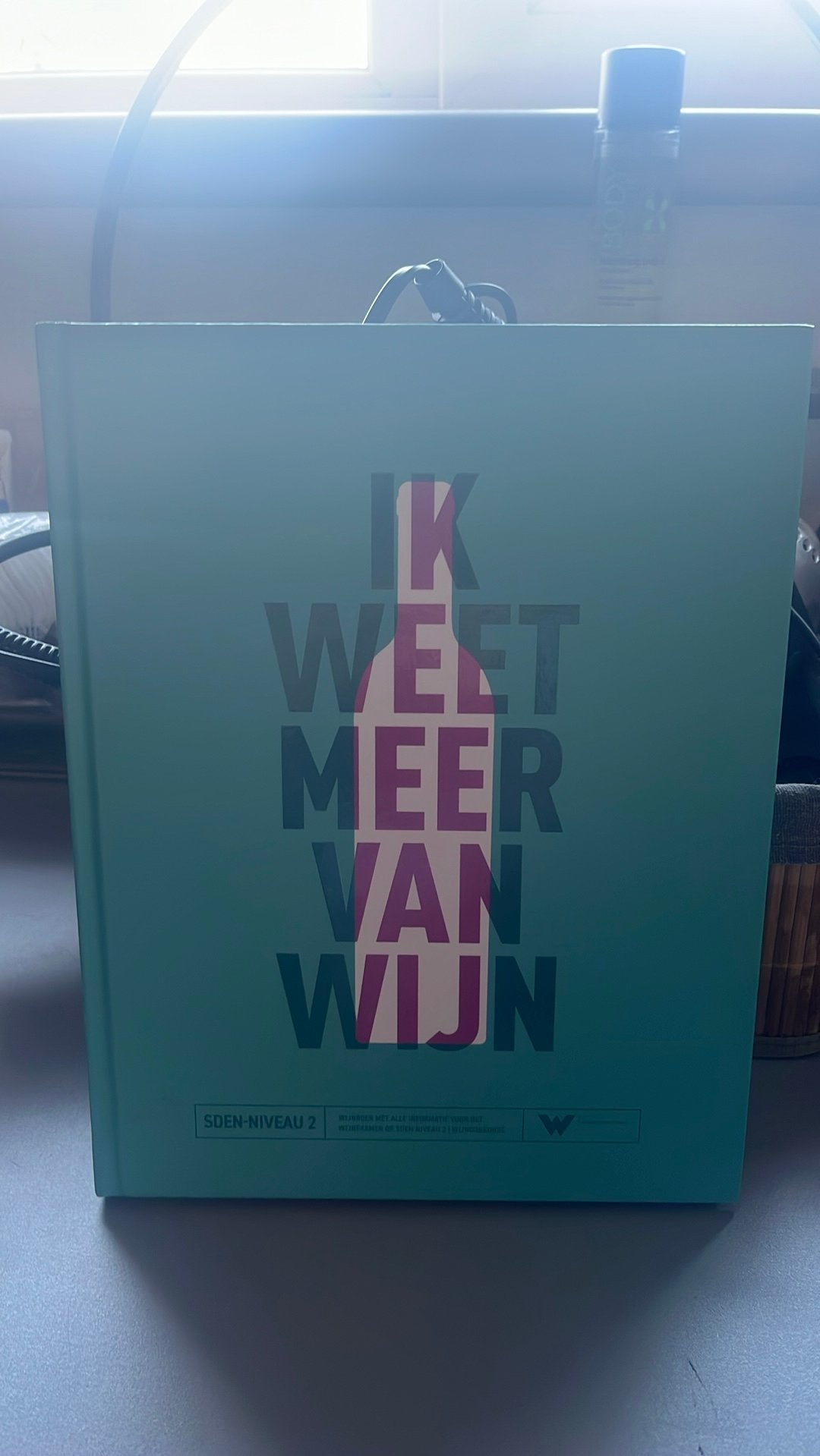 - Ik weet meer van wijn, Bier, Sterke drank, Ophalen, Magda van der Rijst, Zo goed als nieuw, Nederlands
