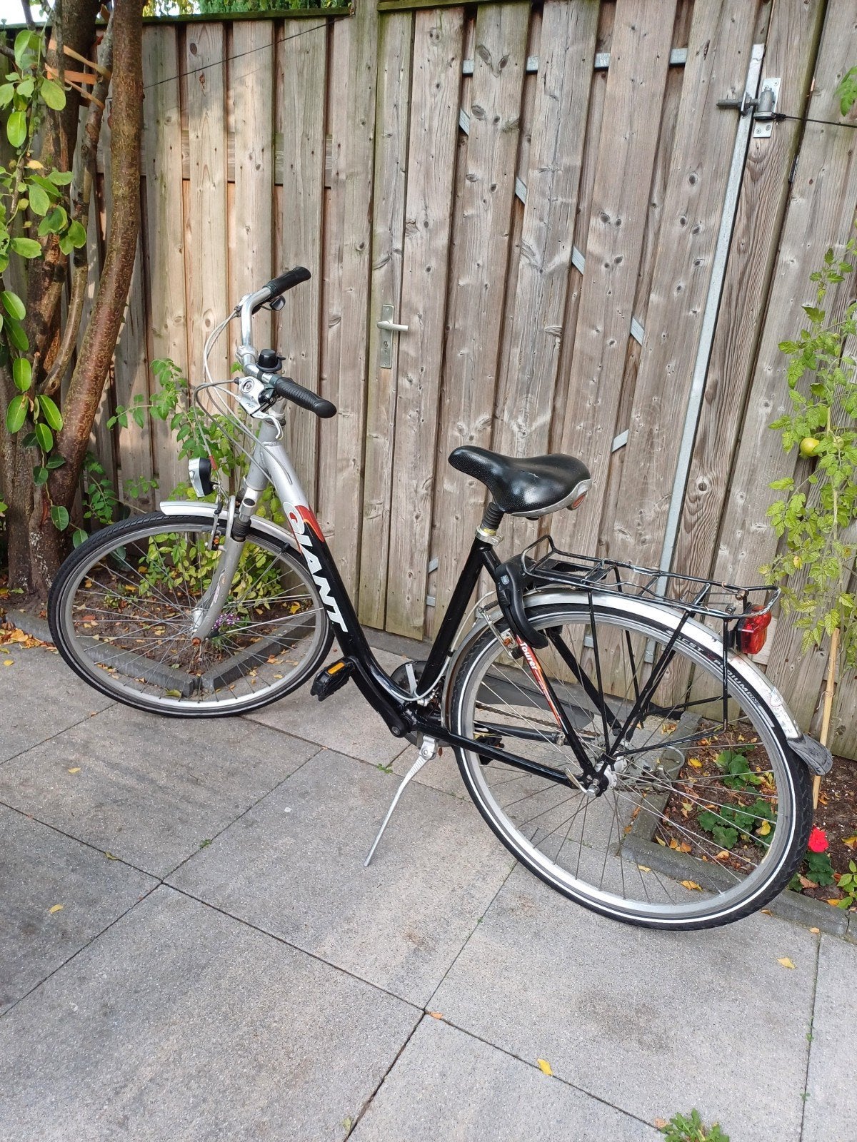 Giant damesfiets 28 inch - Goede staat, Fietsen en Brommers, Velgrem, Versnellingen, 53 tot 56 cm, Gebruikt