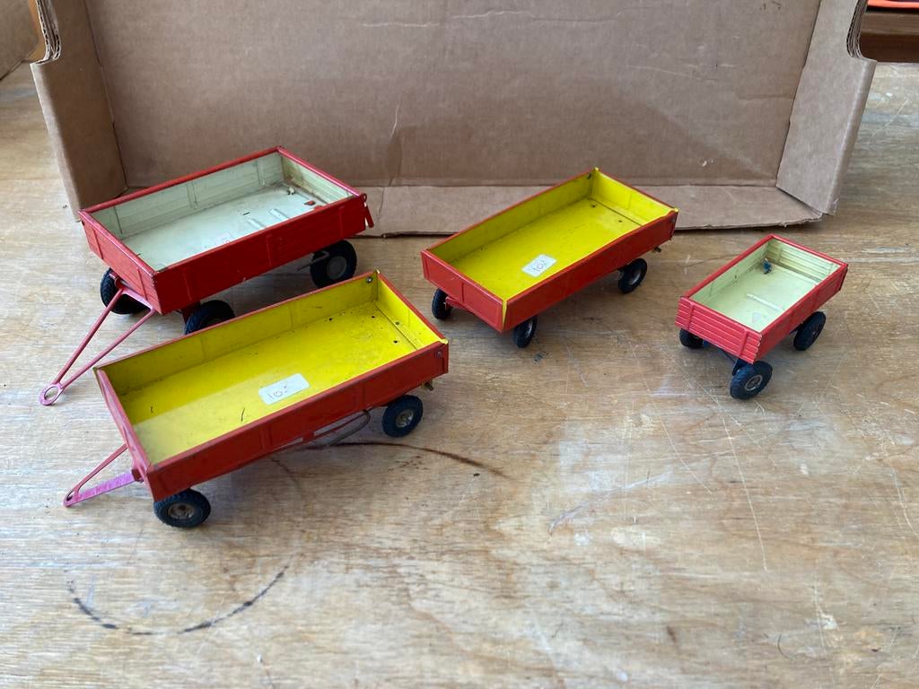 4 Blikken kiep-aanhangwagens, Ophalen of Verzenden, Gebruikt