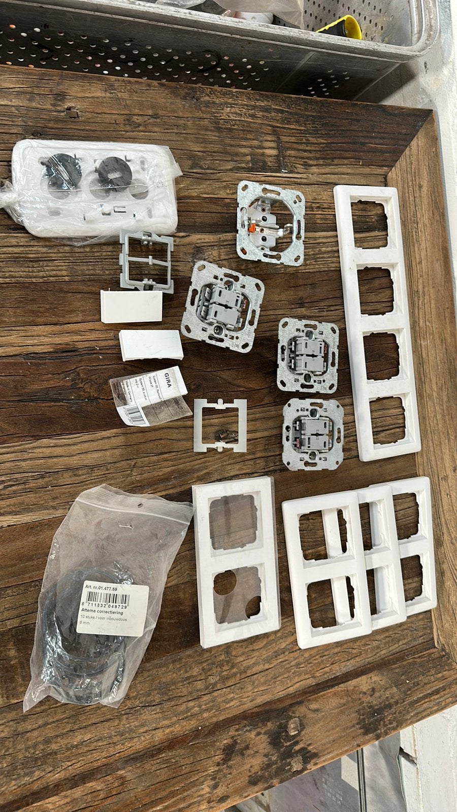 Gira 55 schakelmateriaal, Ophalen of Verzenden, Gebruikt, Stopcontact