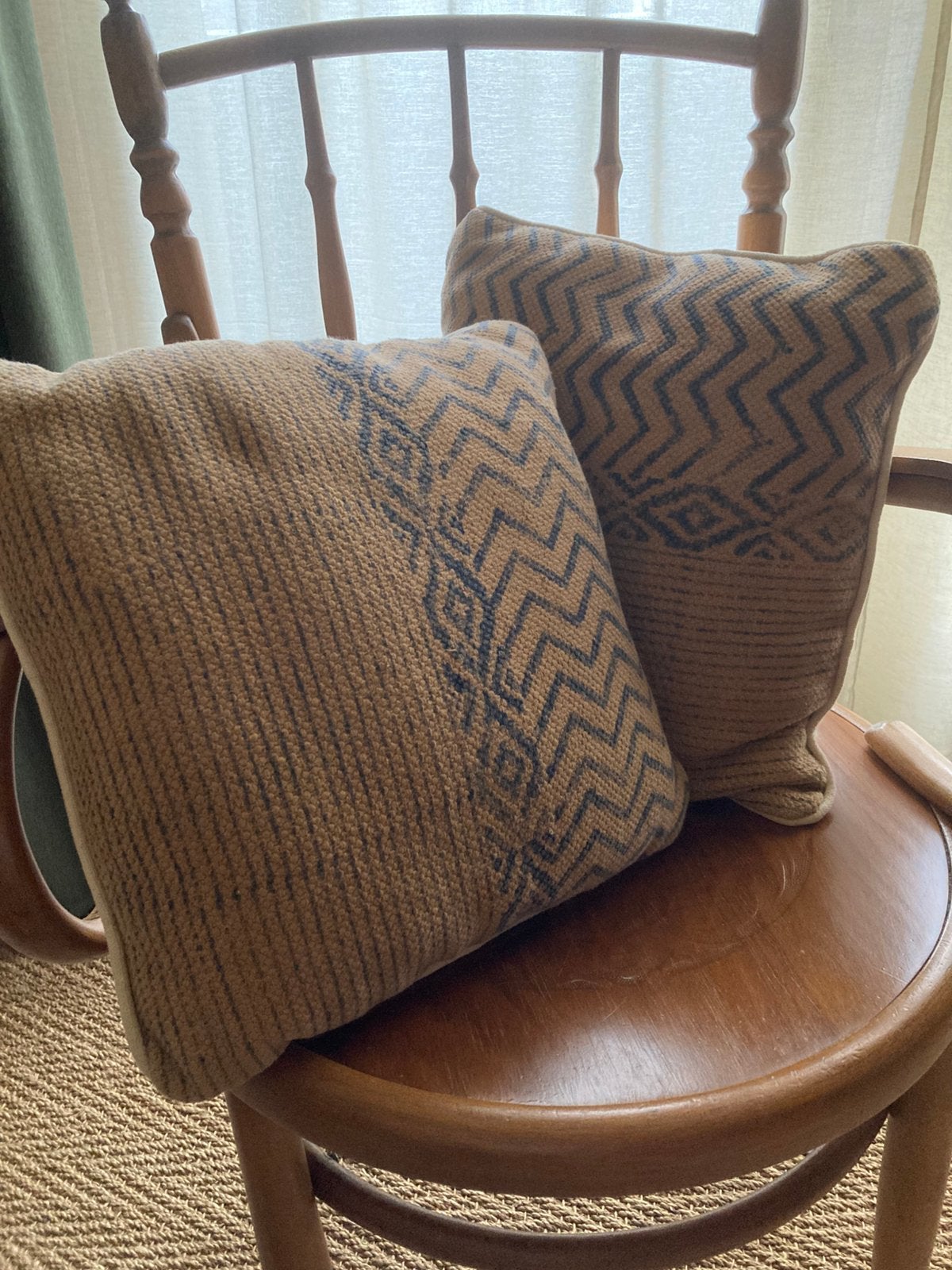 Twee kussens, Huis en Inrichting, Woonaccessoires | Kussens, Ophalen of Verzenden, Vierkant