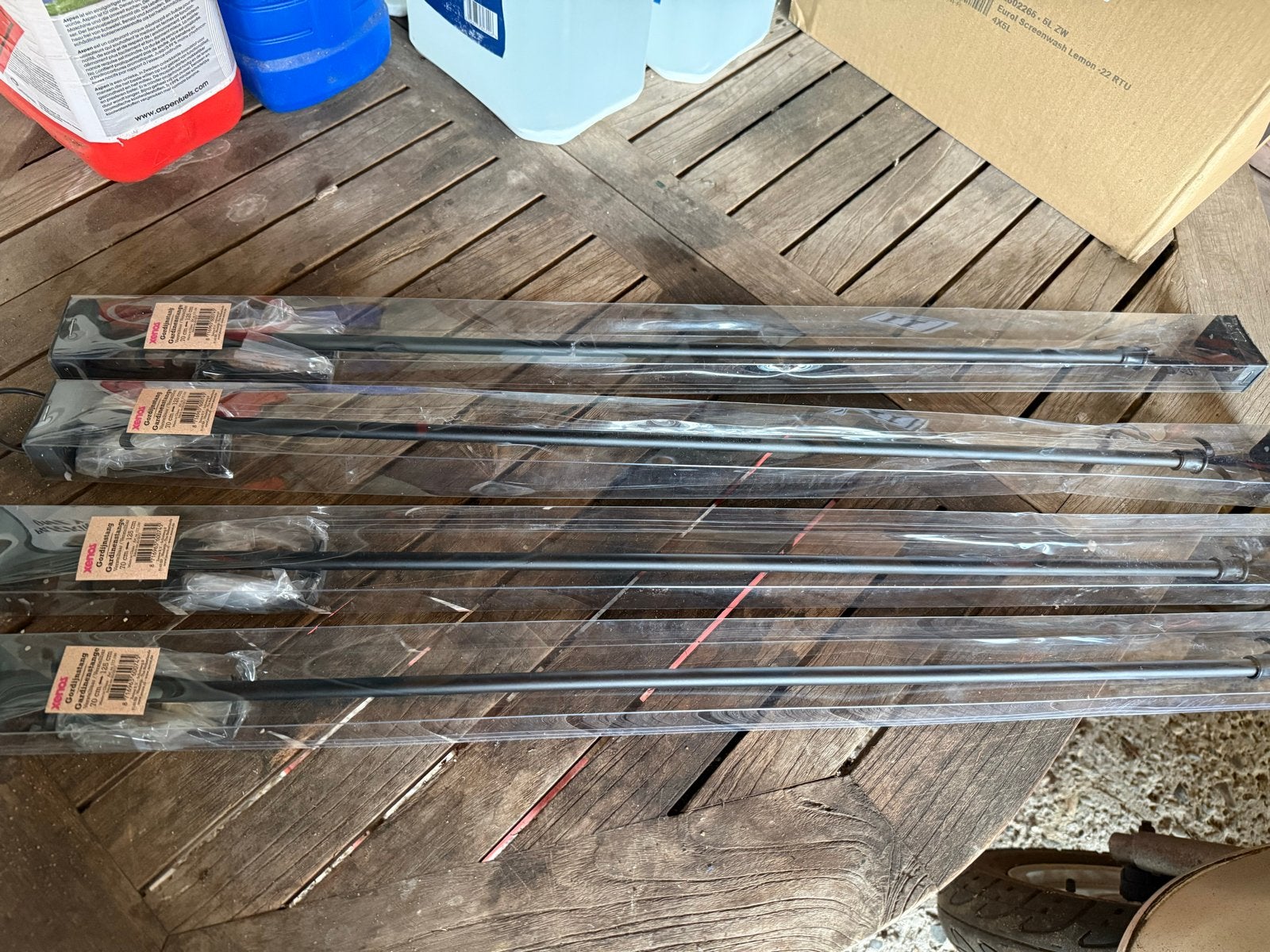 Xenos Gordijnstang Verstelbaar 70-125 cm Zwart (4 stuks), Huis en Inrichting, Stoffering | Gordijnen en Lamellen, Inclusief montageonderdelen