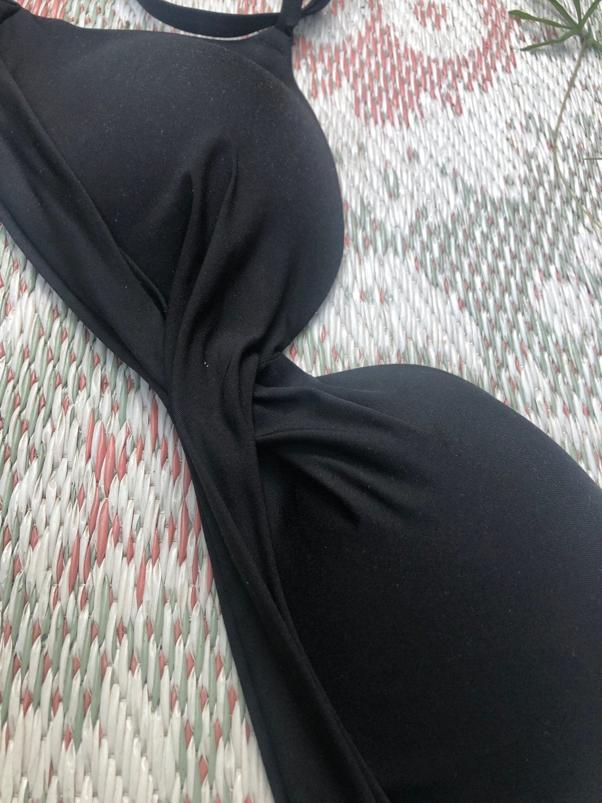 Zwarte H&M Bikinibovenstukje - Maat 80C, Ophalen of Verzenden, Zo goed als nieuw, Zwart, Bikini