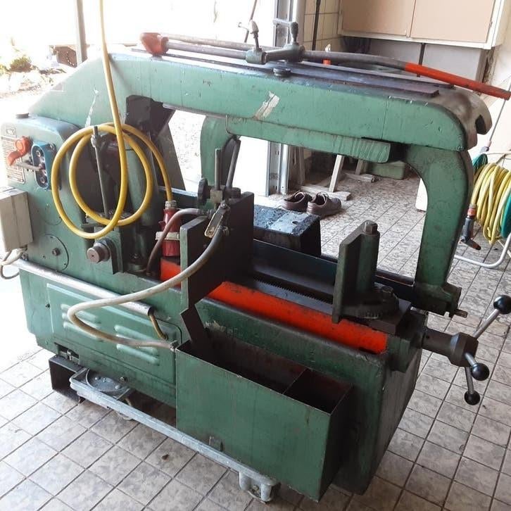 Beugelzaagmachine  hydraulisch. 380 volt., Doe-het-zelf en Verbouw, Draaibanken, Ophalen of Verzenden, Gebruikt, Metaaldraaibank